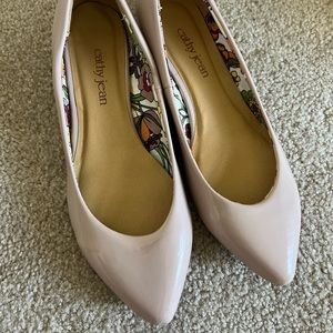 Cathy jean flats size 7.5